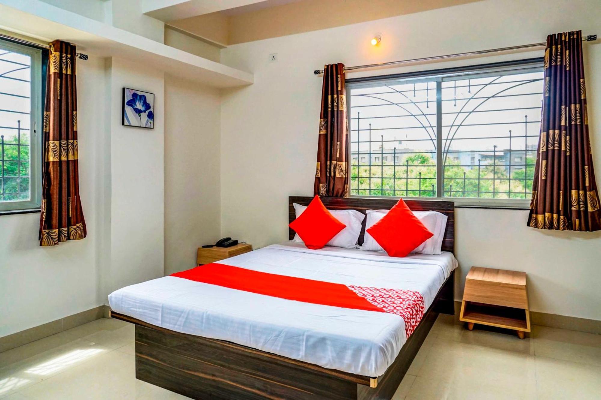 Hotel O Komfort Inn Pune Bagian luar foto