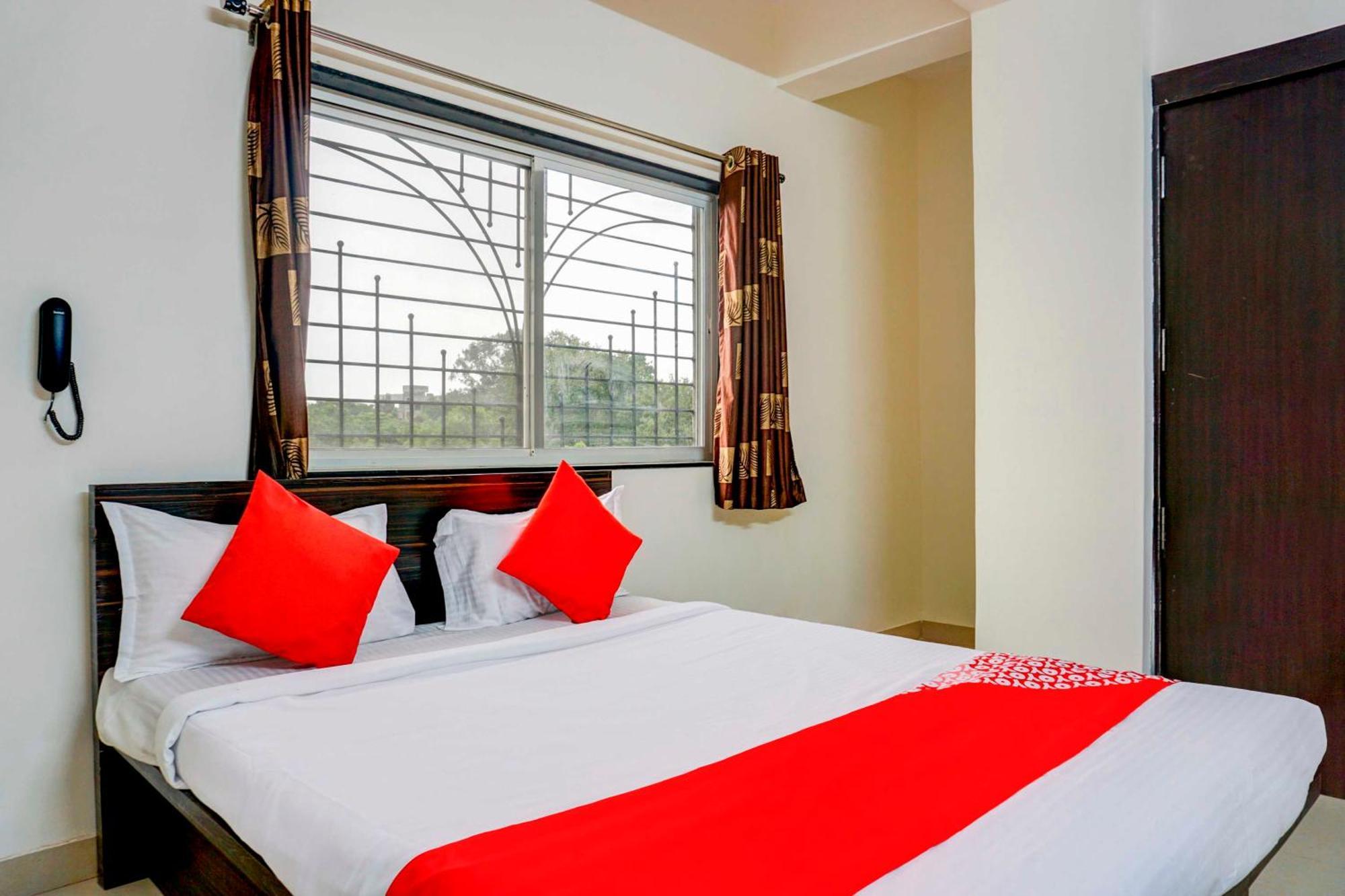 Hotel O Komfort Inn Pune Bagian luar foto